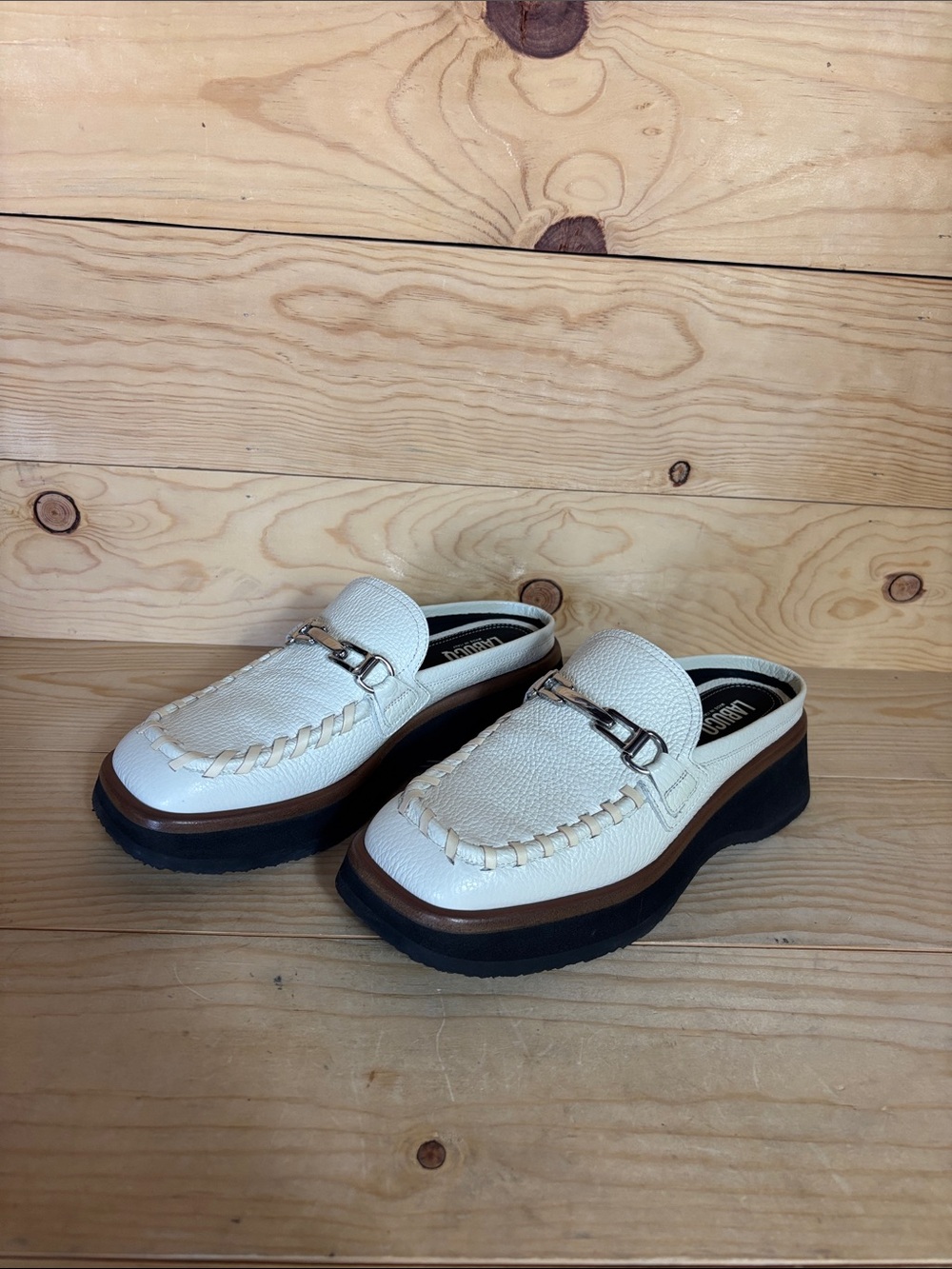 Labucq Moc ivory loafers 39
